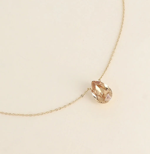 Parure ornée de cristaux de Swarovski® COULEURS AUX CHOIX