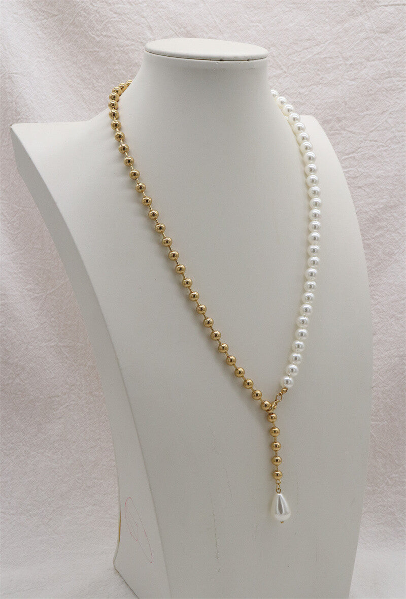 COLLIER LADY