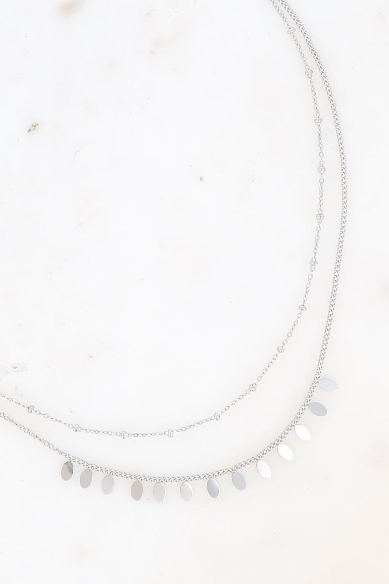 Collier Erika - 2 rangs, chaîne avec boules et pampilles ovales plates argenté