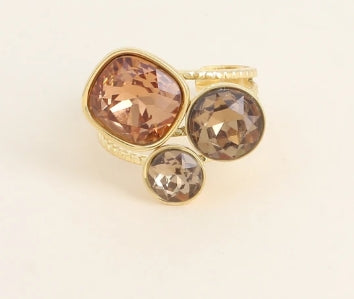 Bague trilogie dorée ornée de cristaux de Swarovski® BRUN