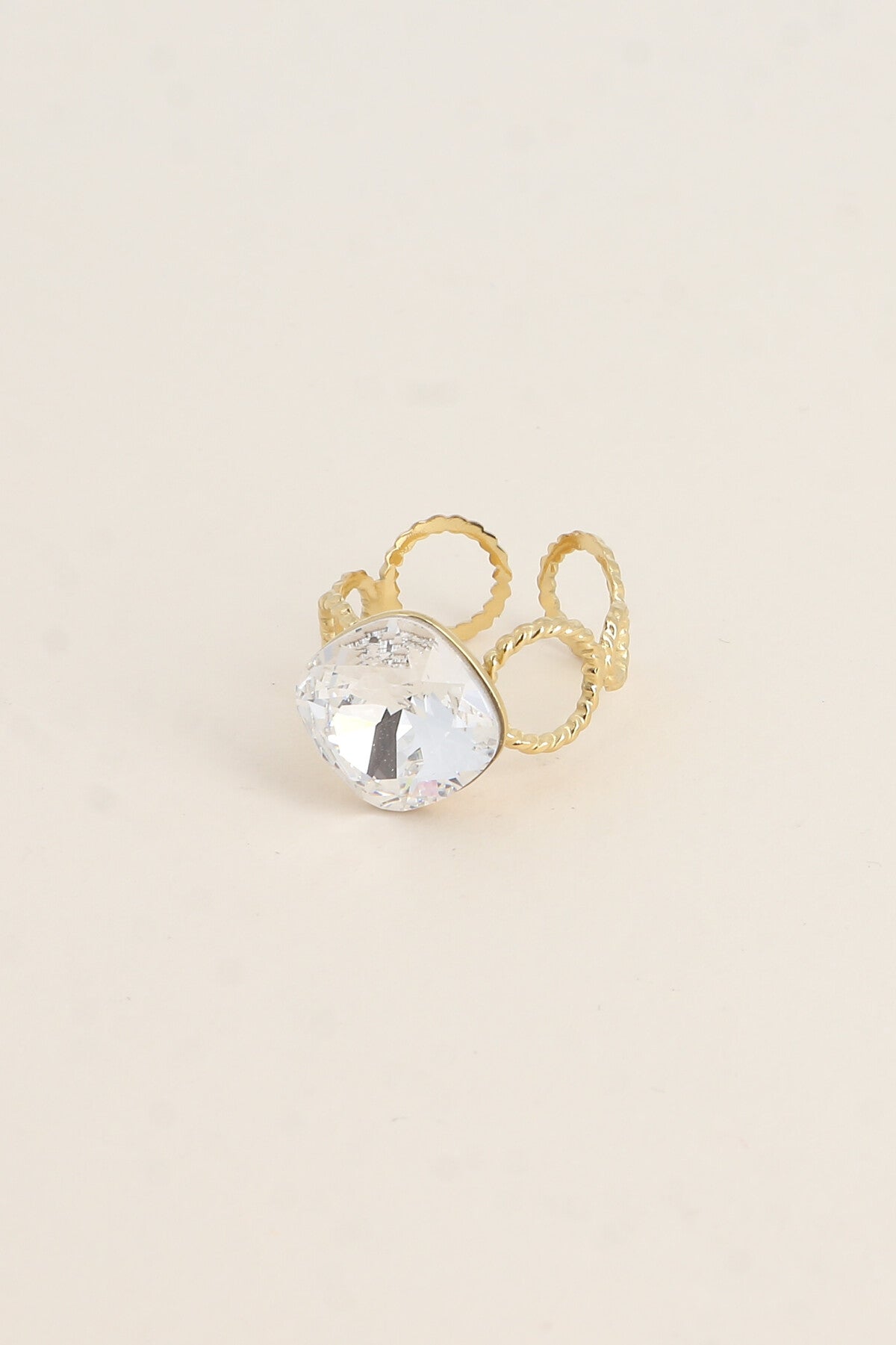 Bague - anneau aux cercles striés et orné de cristaux de Swarovski® BLANC