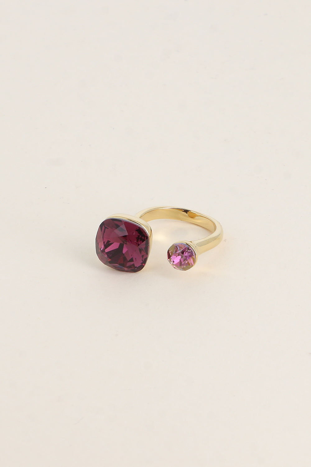 Bague Beata dorée - ornée de 2 cristaux de Swarovski® MAUVE