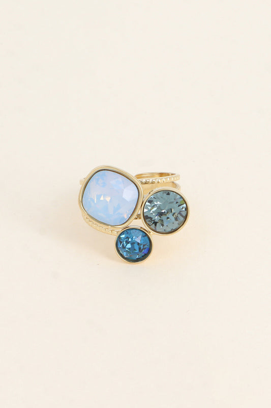 Bague trilogie dorée ornée de cristaux de Swarovski® bleu ciel