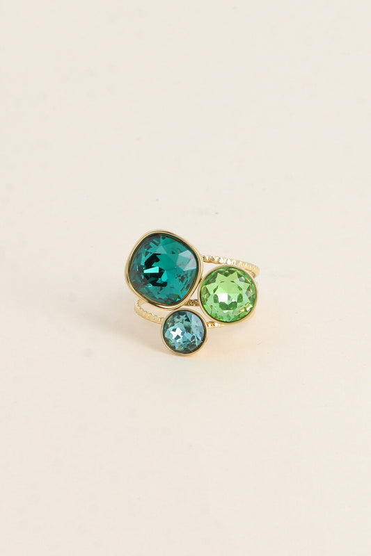 Bague trilogie dorée ornée de cristaux de Swarovski® vert foncé