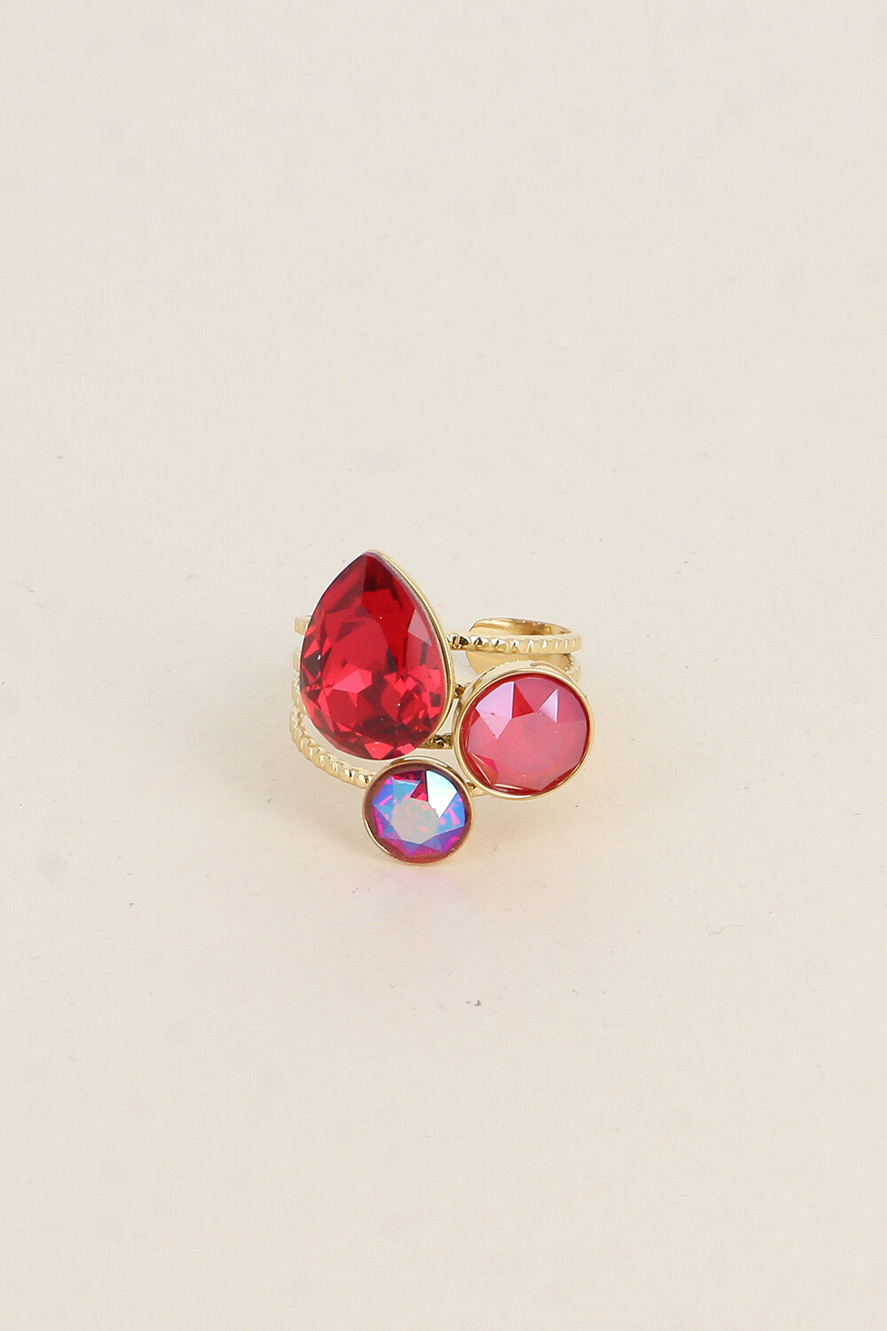 Bague Trilogie goutte - ornée de cristaux de Swarovski® CARMIN