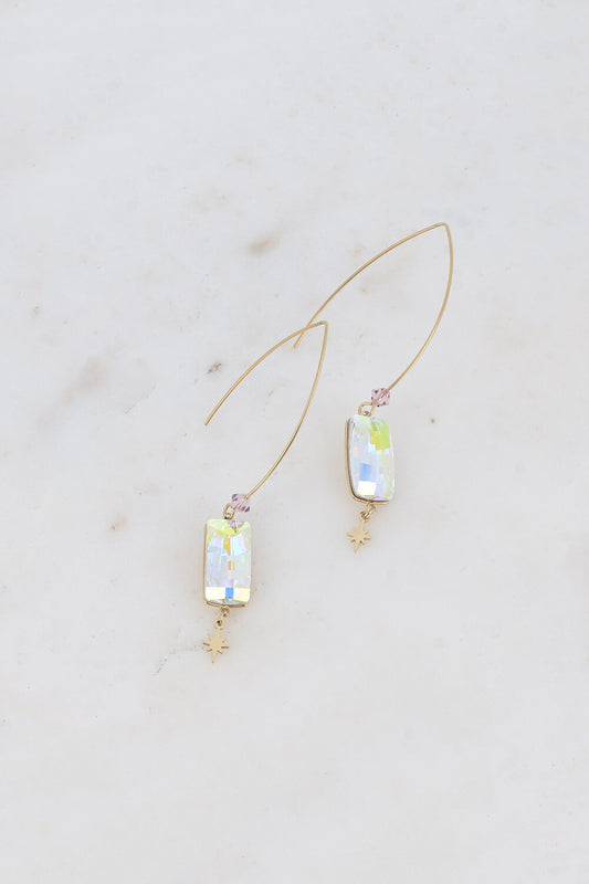 Boucles pendantes Brighid - ornées de cristaux de Swarovski® et étoile EFFET MULTICOLORE