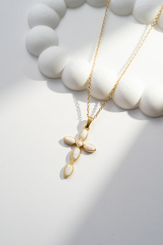 Collier acier inoxydable pendentif croix pierre élégante doré tendance BLANC