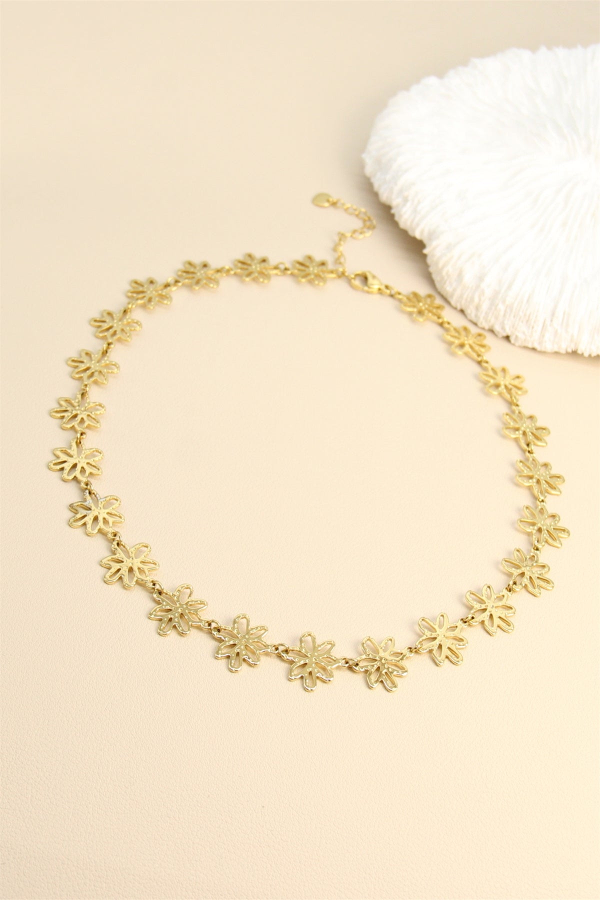COLLIER DAISY