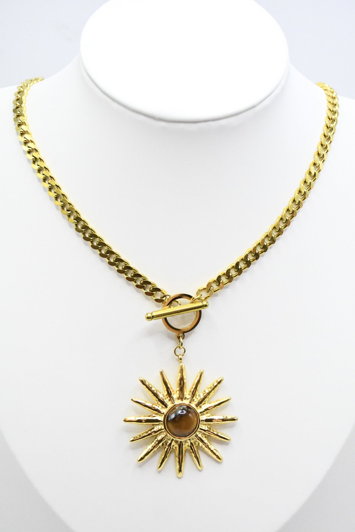 Collier soleil et pierre