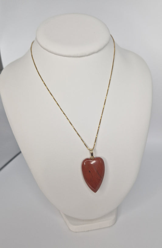 COLLIER COEUR EN JASPE ROUGE